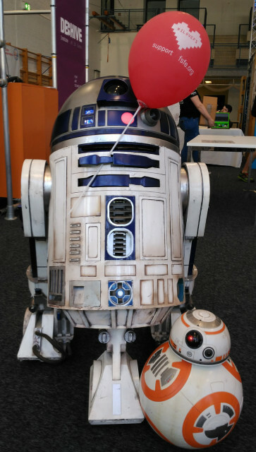 R2D2 loves Free Software? Lets celebrate (sadly without R2, who celebrated with us at a Maker Fair in 2018)