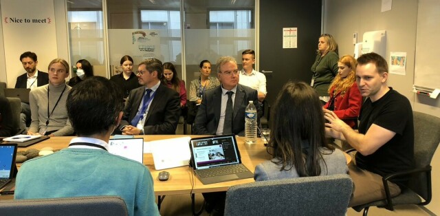 Max Schrems from NOYB visits the European Data Protection Supervisor and gives his presentation in a meeting room to some EDPS staff. He is welcomed by Director Leonardo Cervera Navas and Head of Unit Supervision and Enforcement Thomas Zerdick.