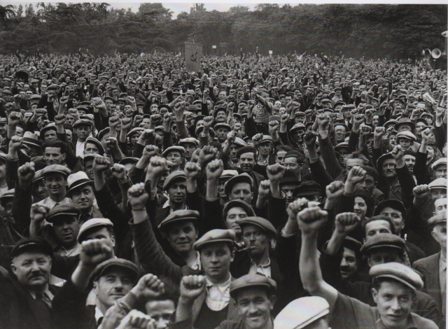 Scioper degli edili  al Bois de Vincennes 1936