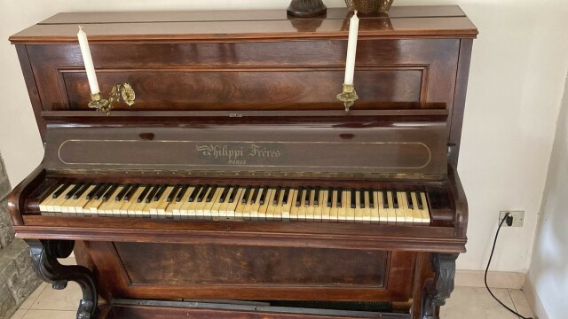 Pianoforte verticale Philippi Freres